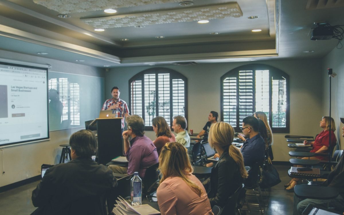 5 Rules to keep in mind when negotiating a job